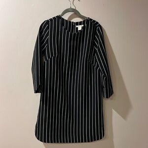 HM Striped Dress Size 8 w/Darts and Side Slits Sleeve Slits